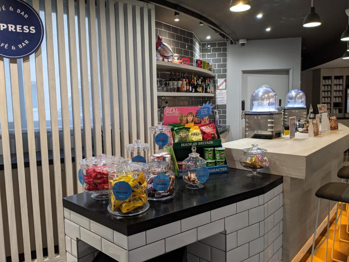 巴黎智选假日酒店 - 韦利济 韦利济·维拉库布莱 外观 照片
